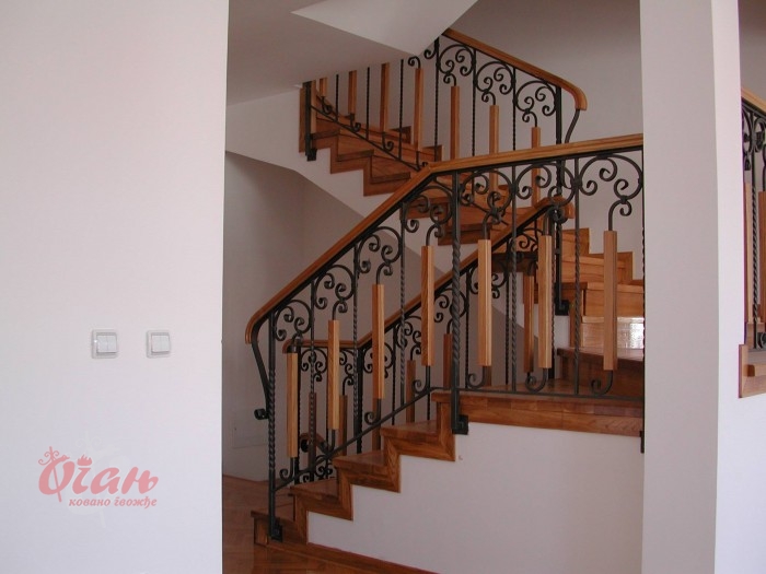 Staircases / S3-028