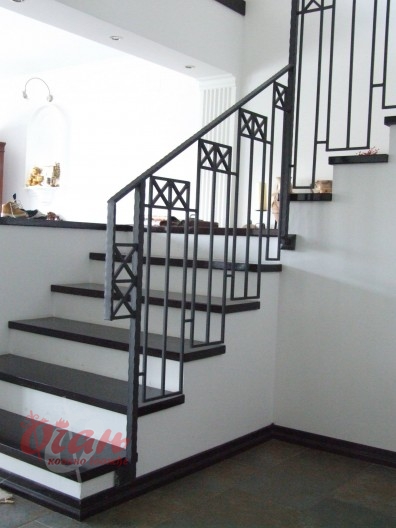 Staircases / S4-042