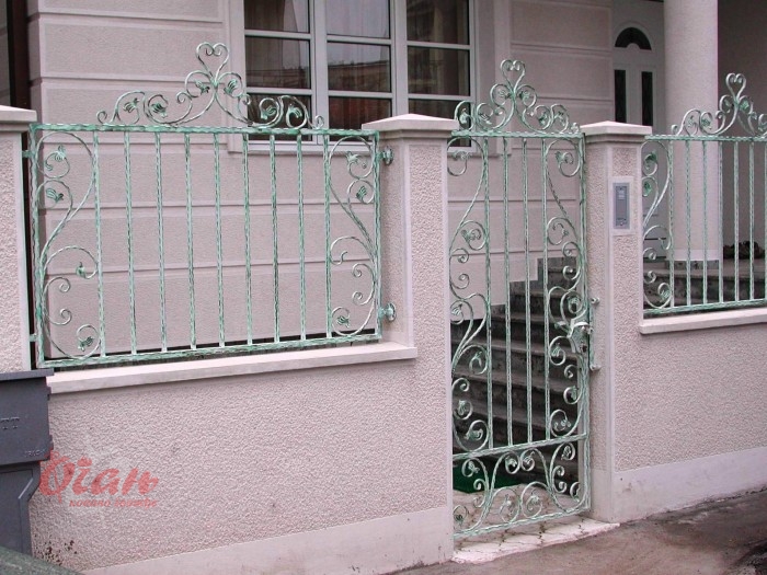 Products, Gates K1-038