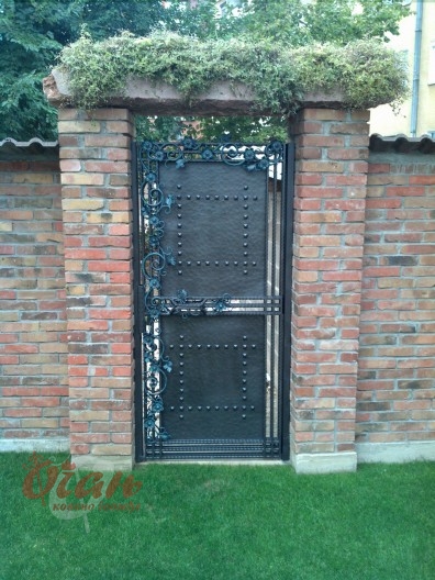 Products, Gates K8-013