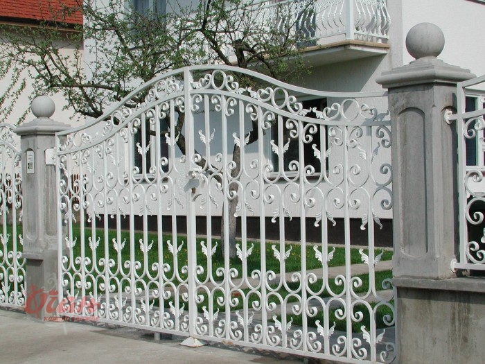 Products, Gates K2-039