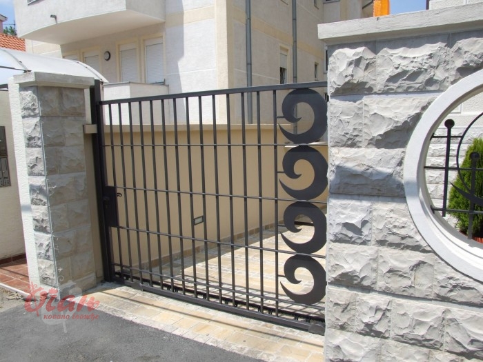 Products, Gates K4-016