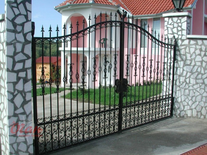 Products, Gates K6-011