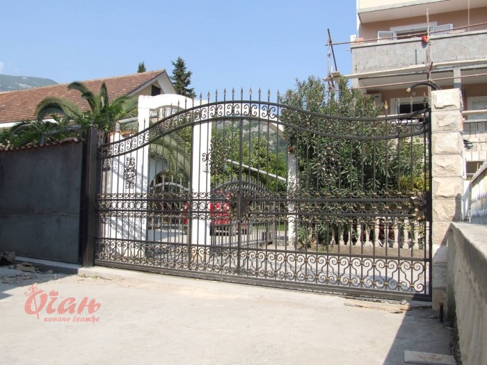 Products, Gates K6-013