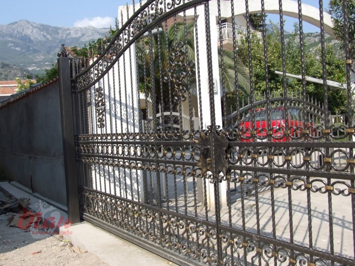 Products, Gates K6-013
