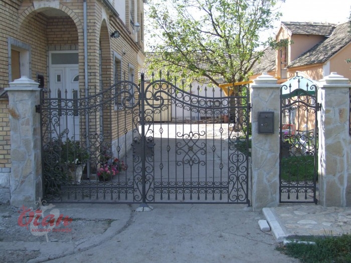 Products, Gates K2-011
