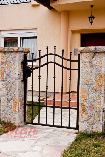 Products, Gates K7-104