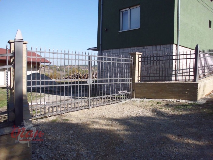 Products, Gates K7-004