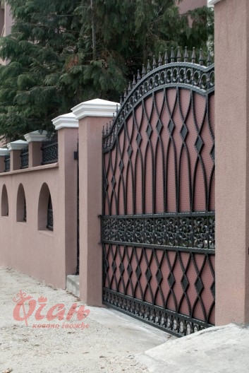 Products, Gates K8-011