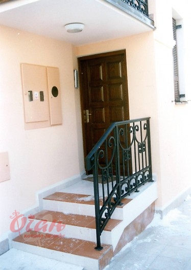 Staircases / S3-010