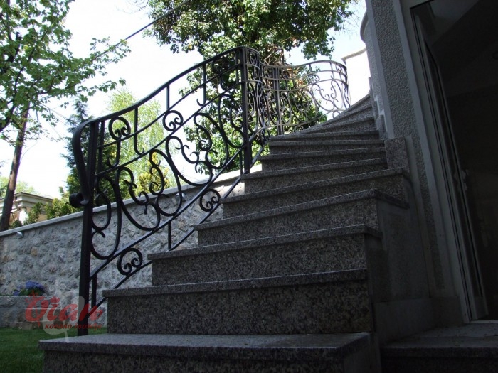 Staircases / S4-041