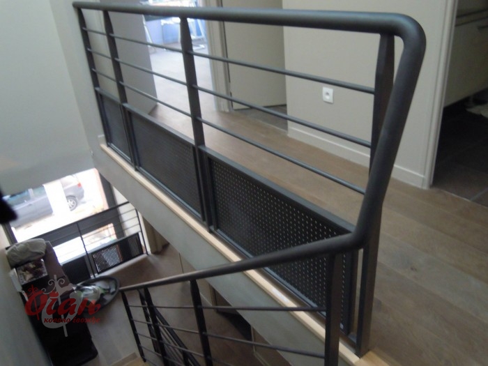 Produkten, Treppen S4-008