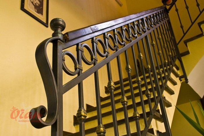 Staircases / S5-066