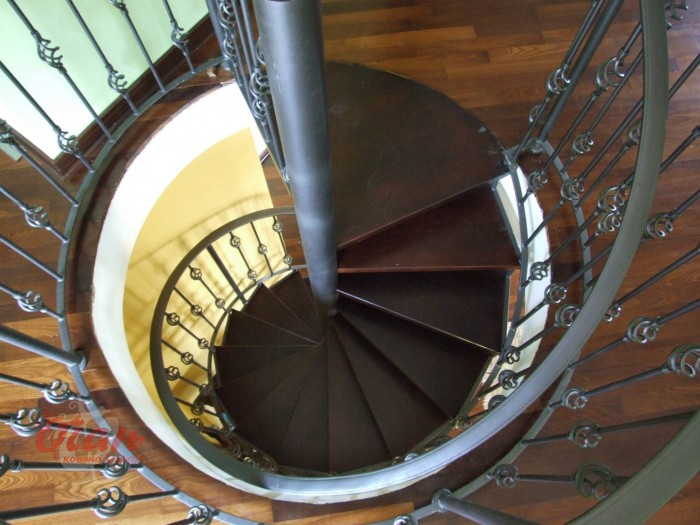 Staircases / S6-002