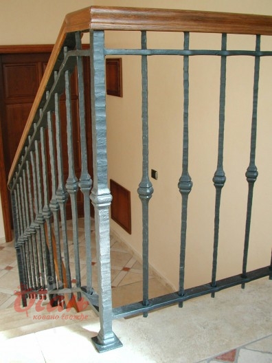 Staircases / S6-007
