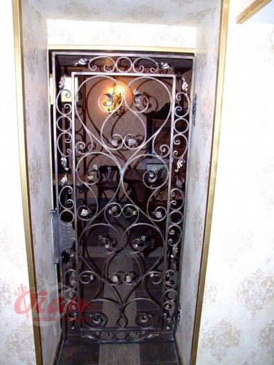 Vrata od kovanog gvozdja V1-006